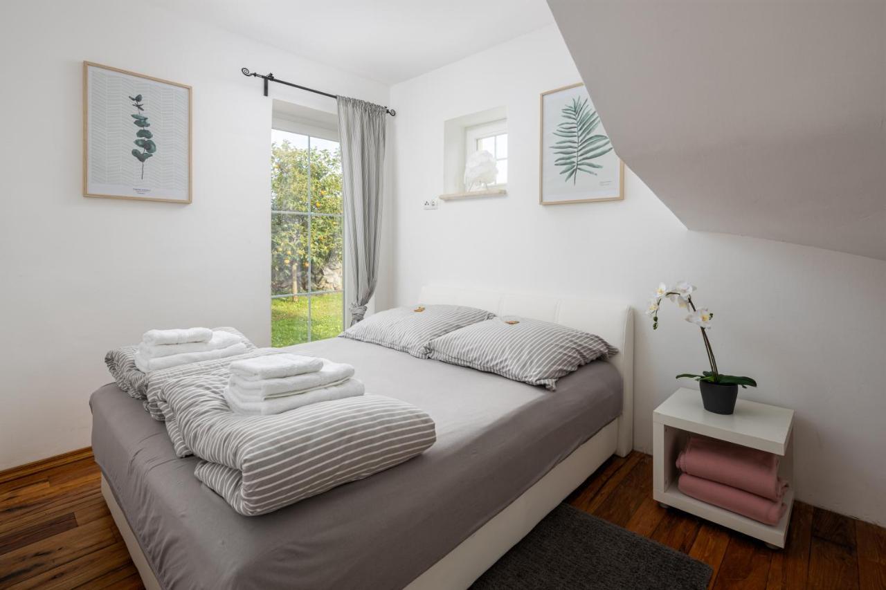 Villa Perla Vrh  Екстер'єр фото